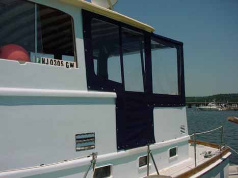 Enclosure on 50' mtor yacht
